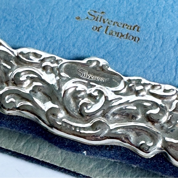 Silvercraft of London Ornate embossed genuine silver picture frame VTG - Picture 3 of 5